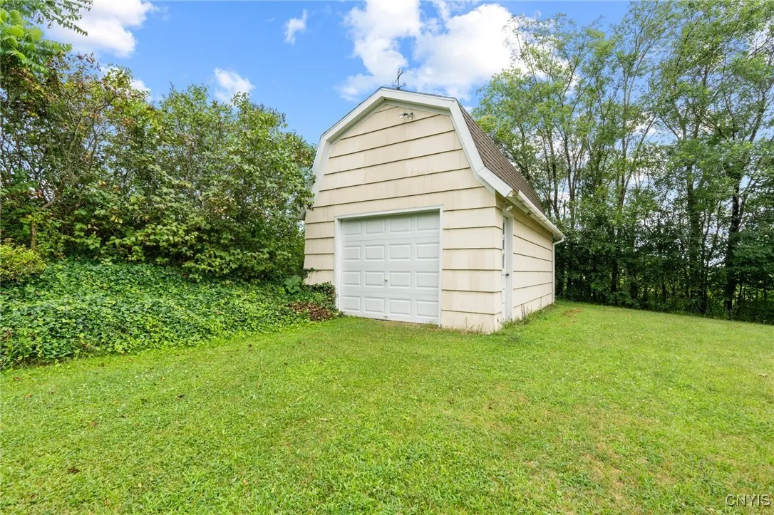 2055 Willowdale Road, Spafford, New York 13152, Spafford, New York 13152, 3 Bedrooms Bedrooms, 15 Rooms Rooms,2 BathroomsBathrooms,Residential,Closed,2055 Willowdale Road, Spafford, New York 13152,0,S1627269