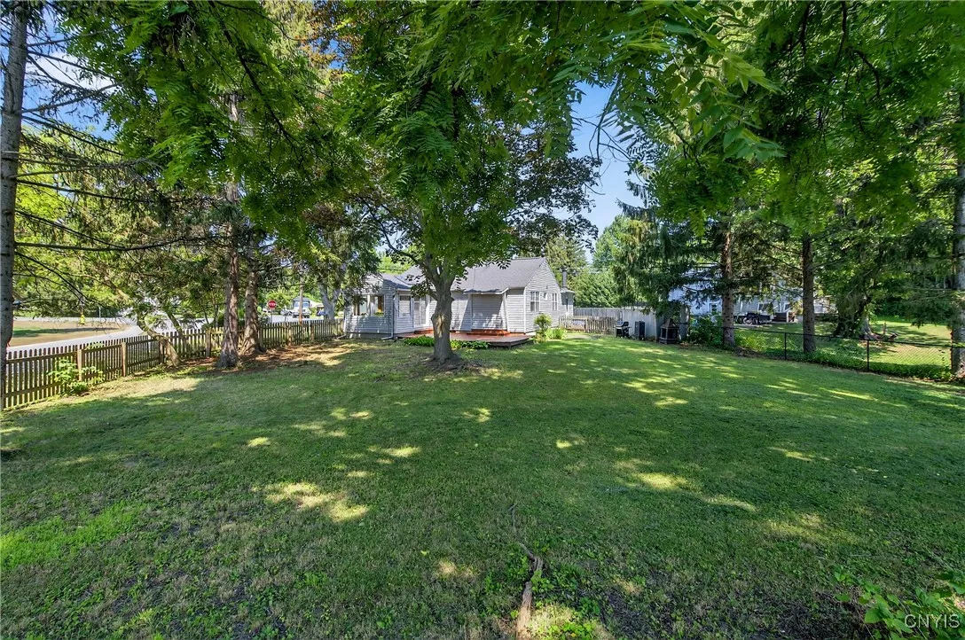 22 Richlee Drive, Camillus, New York 13031, Camillus, New York 13031, 3 Bedrooms Bedrooms, 7 Rooms Rooms,1 BathroomBathrooms,Residential,Closed,22 Richlee Drive, Camillus, New York 13031,0,S1626643