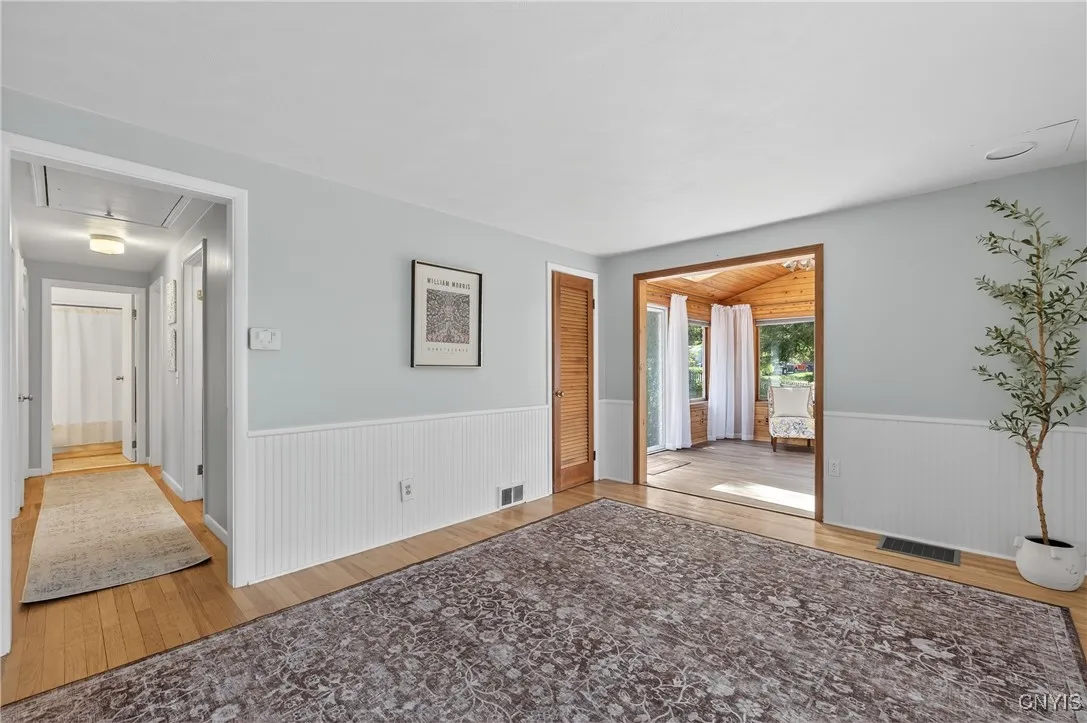 22 Richlee Drive, Camillus, New York 13031, Camillus, New York 13031, 3 Bedrooms Bedrooms, 7 Rooms Rooms,1 BathroomBathrooms,Residential,Closed,22 Richlee Drive, Camillus, New York 13031,0,S1626643