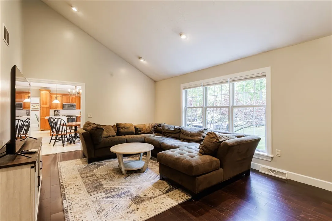 2123 E Kent Road, Carlton, New York 14477, Carlton, New York 14477, 4 Bedrooms Bedrooms, 10 Rooms Rooms,2 BathroomsBathrooms,Residential,For Sale,2123 E Kent Road, Carlton, New York 14477,0,R1627280