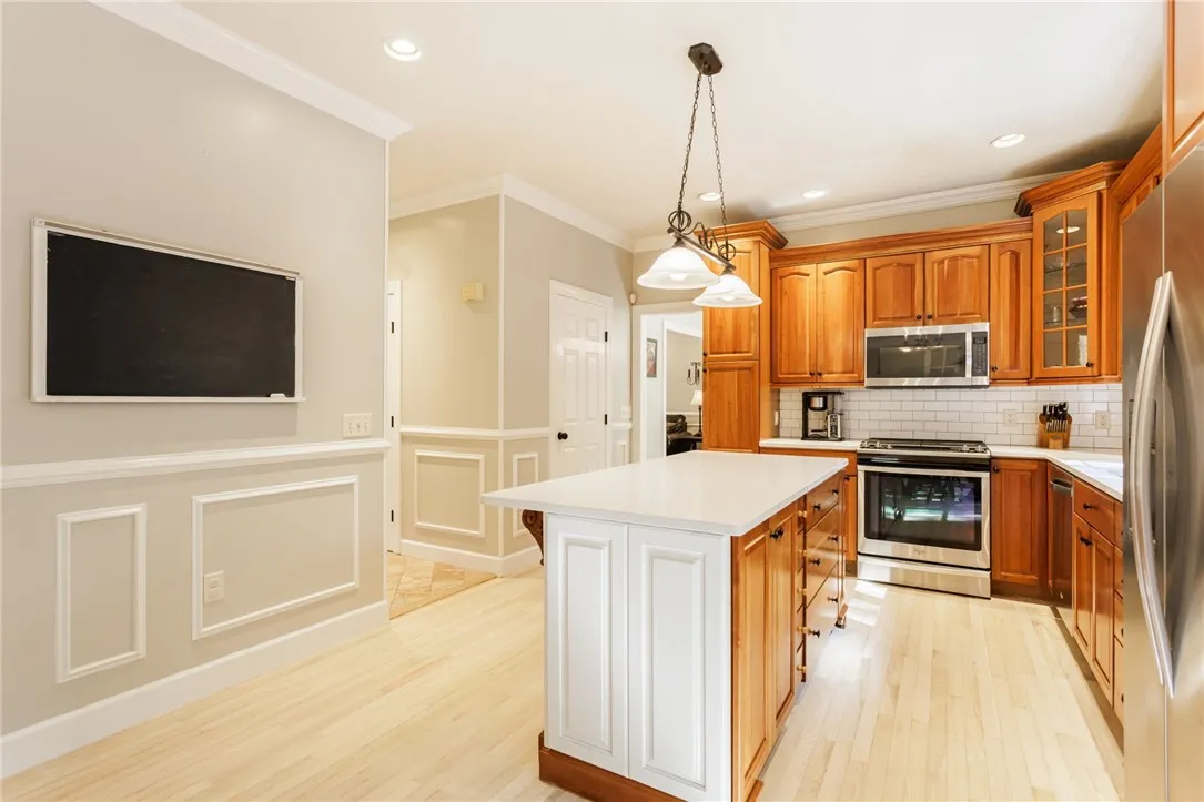 2123 E Kent Road, Carlton, New York 14477, Carlton, New York 14477, 4 Bedrooms Bedrooms, 10 Rooms Rooms,2 BathroomsBathrooms,Residential,For Sale,2123 E Kent Road, Carlton, New York 14477,0,R1627280