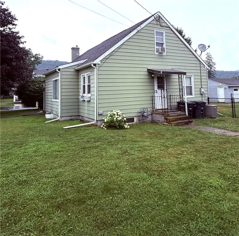 4 Sunset Avenue, Erwin, New York 14870, Erwin, New York 14870, 3 Bedrooms Bedrooms, 12 Rooms Rooms,1 BathroomBathrooms,Residential,Closed,4 Sunset Avenue, Erwin, New York 14870,0,R1627249