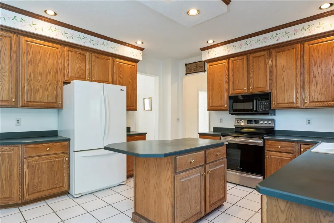 11 Wood Duck Run, Ogden, New York 14559, Ogden, New York 14559, 4 Bedrooms Bedrooms, 8 Rooms Rooms,2 BathroomsBathrooms,Residential,Closed,11 Wood Duck Run, Ogden, New York 14559,0,R1625082