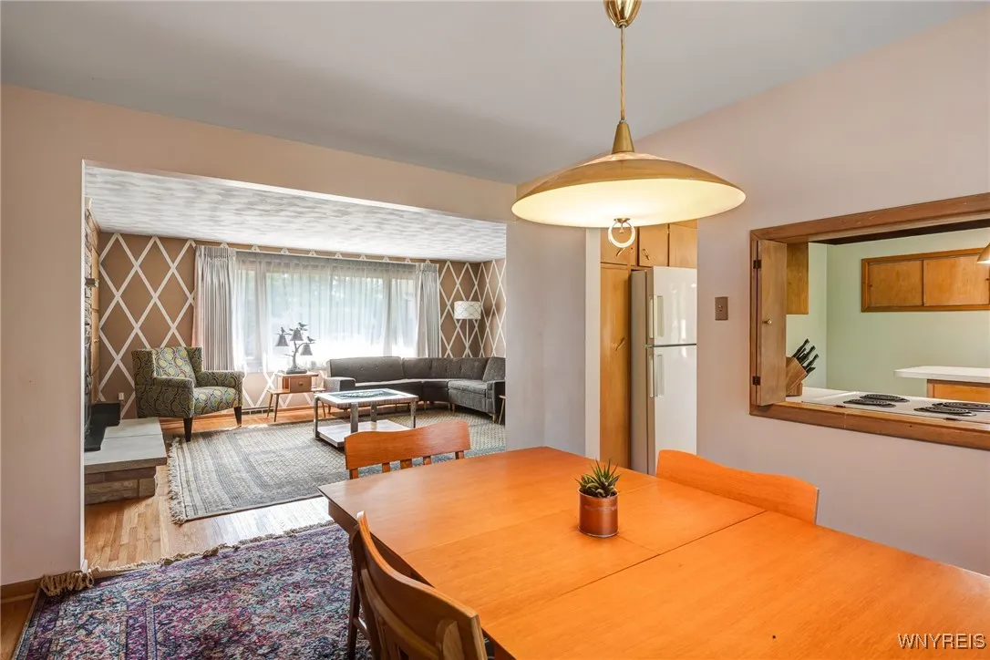 500 Getzville Road, Amherst, New York 14226, Amherst, New York 14226, 3 Bedrooms Bedrooms, 6 Rooms Rooms,1 BathroomBathrooms,Residential,For Sale,500 Getzville Road, Amherst, New York 14226,B1626809