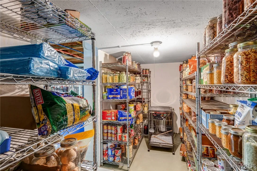 500 Getzville Road, Amherst, New York 14226, Amherst, New York 14226, 3 Bedrooms Bedrooms, 6 Rooms Rooms,1 BathroomBathrooms,Residential,For Sale,500 Getzville Road, Amherst, New York 14226,B1626809