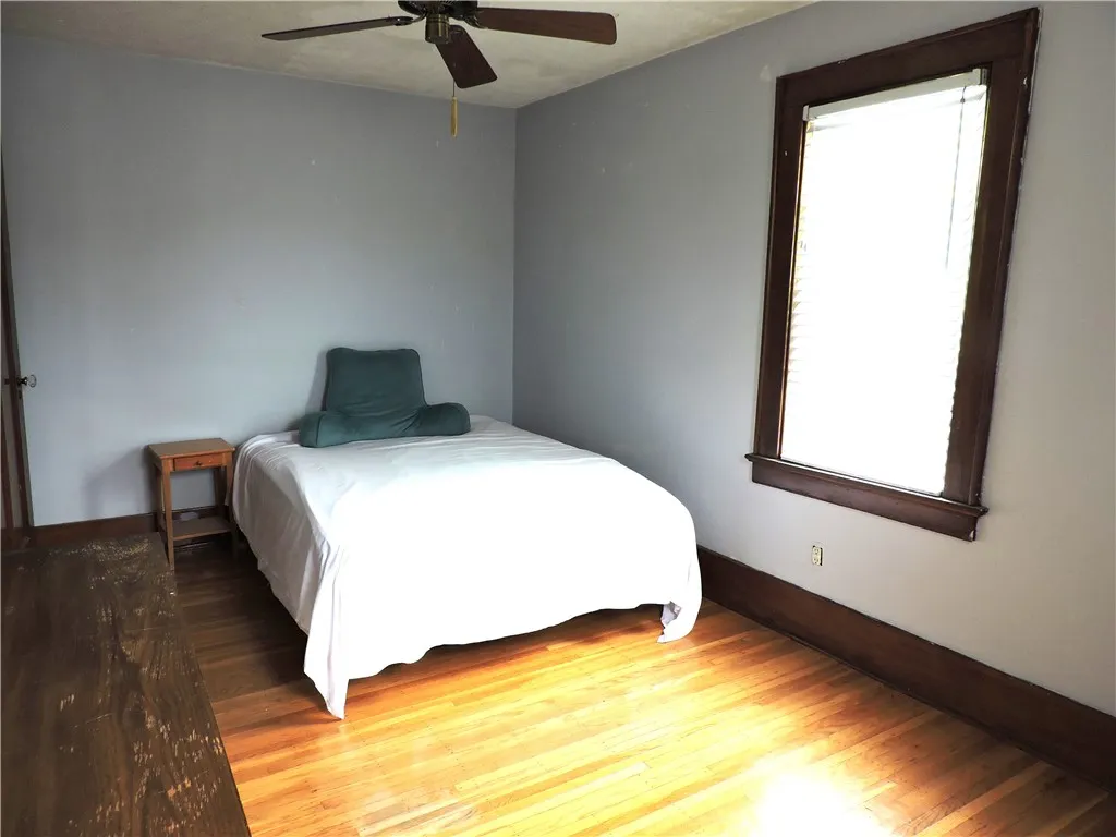 217 Middlesex Road, Rochester, New York 14610, Rochester, New York 14610, 2 Bedrooms Bedrooms, 5 Rooms Rooms,1 BathroomBathrooms,Residential Lease,For Rent,217 Middlesex Road, Rochester, New York 14610,R1626950