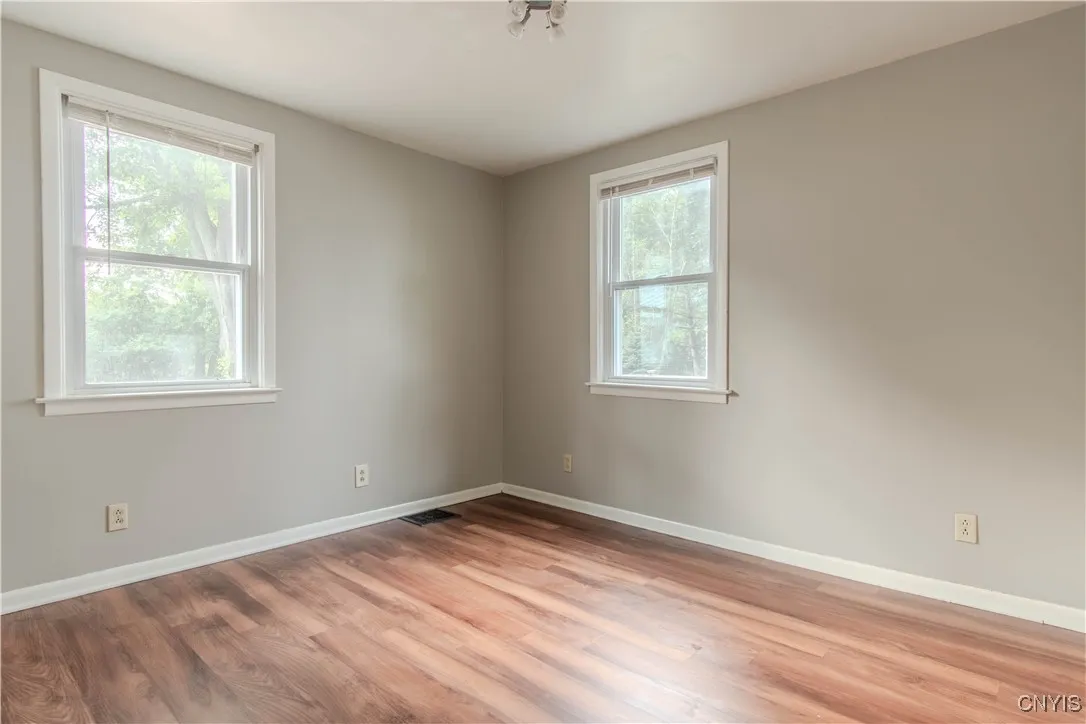 316 Iroquois Avenue West, Watertown City, New York, Watertown City, New York 13601, 2 Bedrooms Bedrooms, 5 Rooms Rooms,2 BathroomsBathrooms,Residential,Closed,316 Iroquois Avenue West, Watertown City, New York,0,S1627291