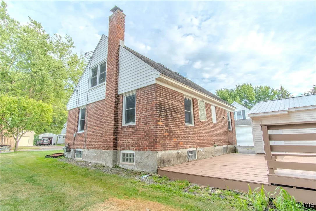 316 Iroquois Avenue West, Watertown City, New York, Watertown City, New York 13601, 2 Bedrooms Bedrooms, 5 Rooms Rooms,2 BathroomsBathrooms,Residential,Closed,316 Iroquois Avenue West, Watertown City, New York,0,S1627291