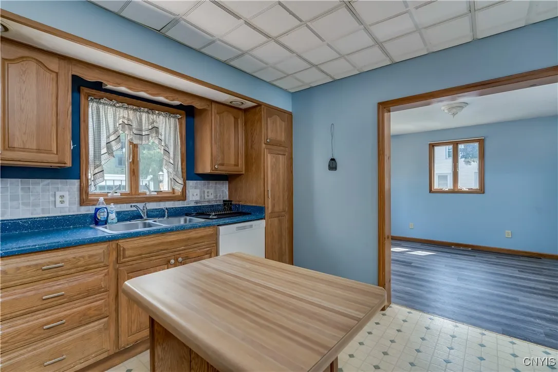 19 Antwerp Street, Philadelphia, New York 13673, Philadelphia, New York 13673, 5 Bedrooms Bedrooms, 13 Rooms Rooms,2 BathroomsBathrooms,Residential,Closed,19 Antwerp Street, Philadelphia, New York 13673,0,S1625968