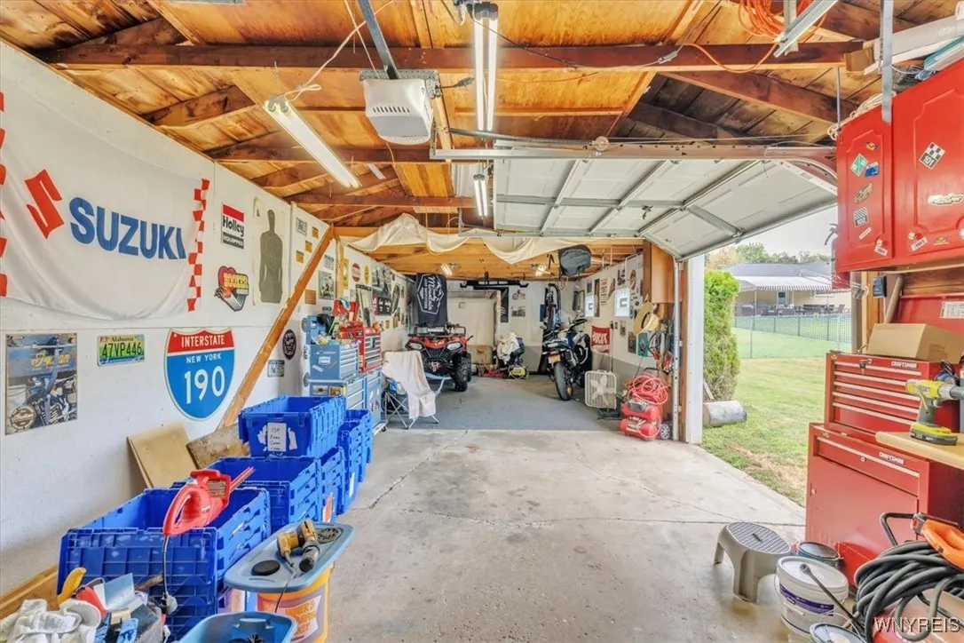 205 Sky Hi Drive, West Seneca, New York 14224, West Seneca, New York 14224, 3 Bedrooms Bedrooms, 9 Rooms Rooms,1 BathroomBathrooms,Residential,Closed,205 Sky Hi Drive, West Seneca, New York 14224,0,B1627176