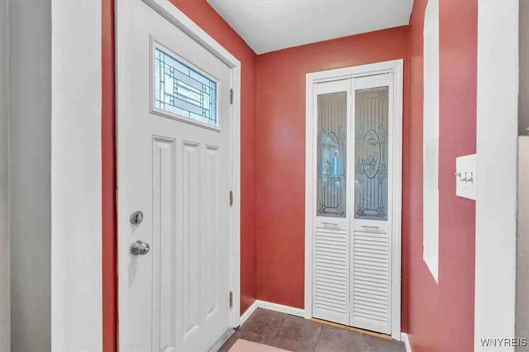 205 Sky Hi Drive, West Seneca, New York 14224, West Seneca, New York 14224, 3 Bedrooms Bedrooms, 9 Rooms Rooms,1 BathroomBathrooms,Residential,Closed,205 Sky Hi Drive, West Seneca, New York 14224,0,B1627176