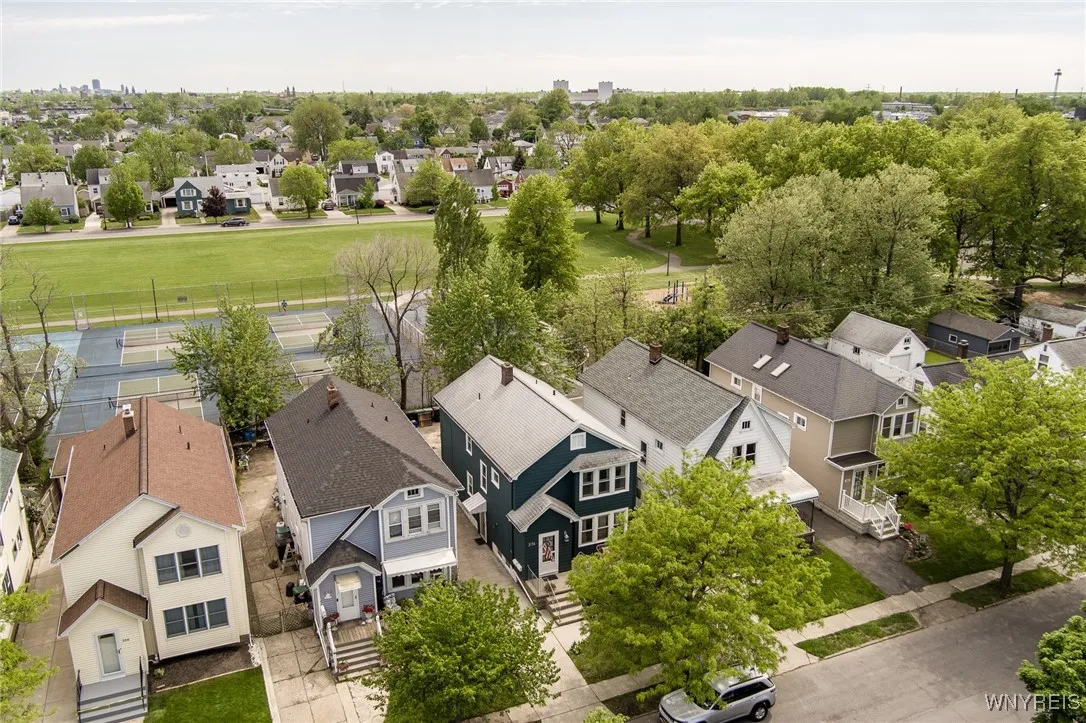 374 Victoria Boulevard, Tonawanda, New York 14217, Tonawanda, New York 14217, 4 Bedrooms Bedrooms, ,2 BathroomsBathrooms,Residential,Closed,374 Victoria Boulevard, Tonawanda, New York 14217,0,B1626916