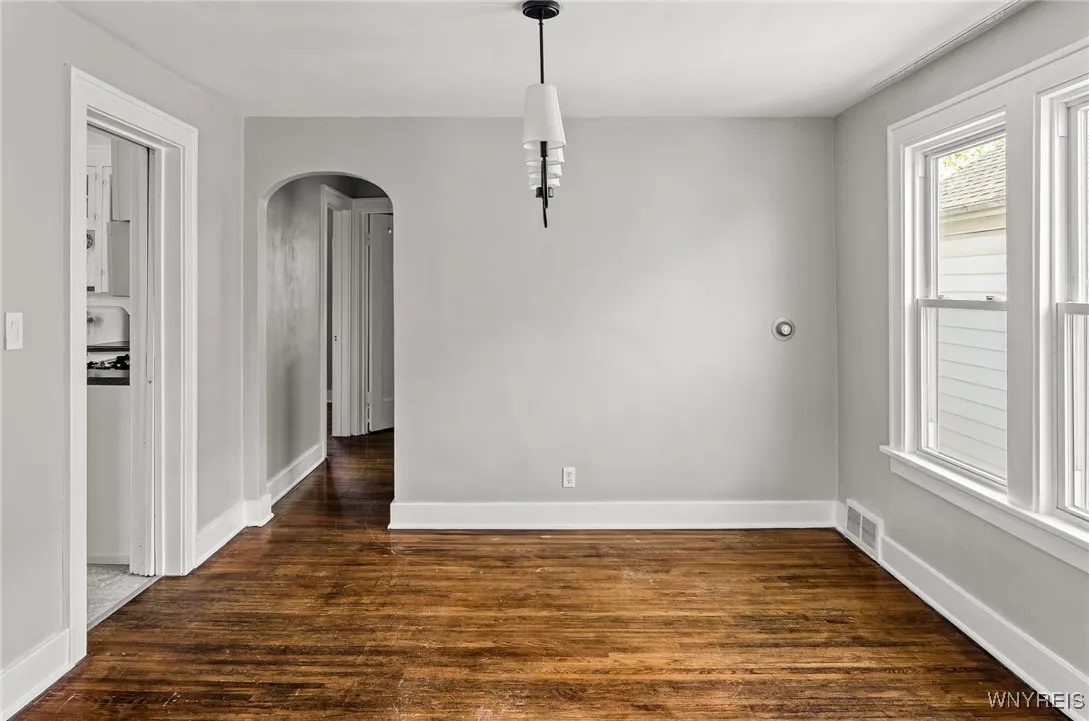 374 Victoria Boulevard, Tonawanda, New York 14217, Tonawanda, New York 14217, 4 Bedrooms Bedrooms, ,2 BathroomsBathrooms,Residential,Closed,374 Victoria Boulevard, Tonawanda, New York 14217,0,B1626916