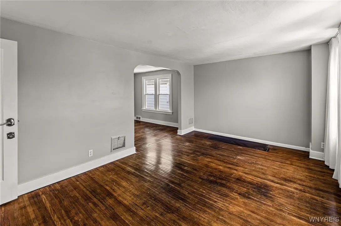 374 Victoria Boulevard, Tonawanda, New York 14217, Tonawanda, New York 14217, 4 Bedrooms Bedrooms, ,2 BathroomsBathrooms,Residential,Closed,374 Victoria Boulevard, Tonawanda, New York 14217,0,B1626916