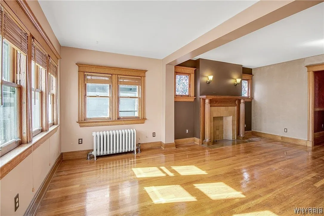 55 West Northrup Place, Buffalo, New York 14214, Buffalo, New York 14214, 3 Bedrooms Bedrooms, 8 Rooms Rooms,2 BathroomsBathrooms,Residential,For Sale,55 West Northrup Place, Buffalo, New York 14214,B1624502