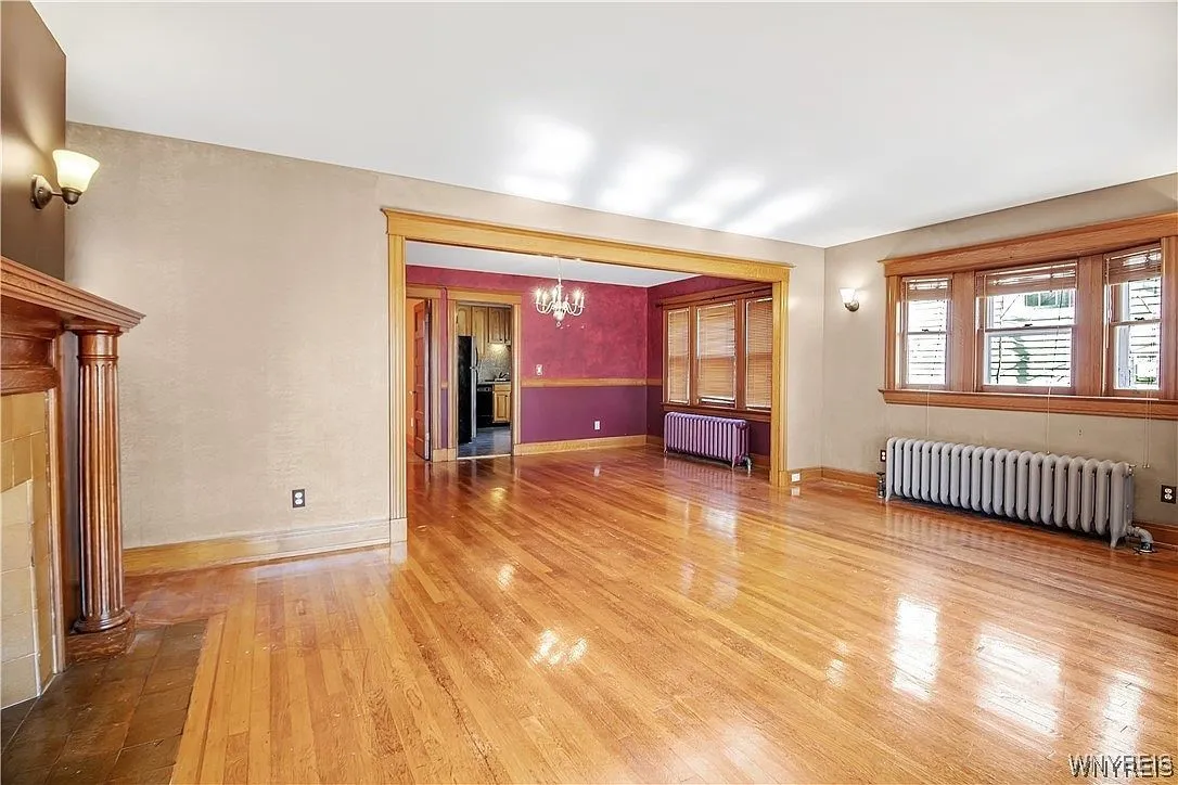 55 West Northrup Place, Buffalo, New York 14214, Buffalo, New York 14214, 3 Bedrooms Bedrooms, 8 Rooms Rooms,2 BathroomsBathrooms,Residential,For Sale,55 West Northrup Place, Buffalo, New York 14214,B1624502