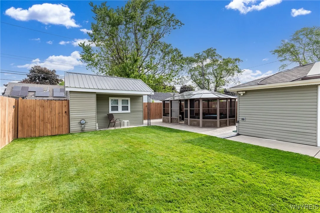 164 Abbington Avenue, Tonawanda, New York 14223, Tonawanda, New York 14223, 3 Bedrooms Bedrooms, 7 Rooms Rooms,1 BathroomBathrooms,Residential,Closed,164 Abbington Avenue, Tonawanda, New York 14223,0,B1625175