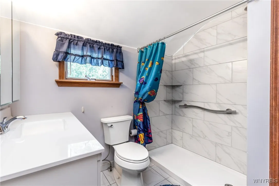 164 Abbington Avenue, Tonawanda, New York 14223, Tonawanda, New York 14223, 3 Bedrooms Bedrooms, 7 Rooms Rooms,1 BathroomBathrooms,Residential,Closed,164 Abbington Avenue, Tonawanda, New York 14223,0,B1625175