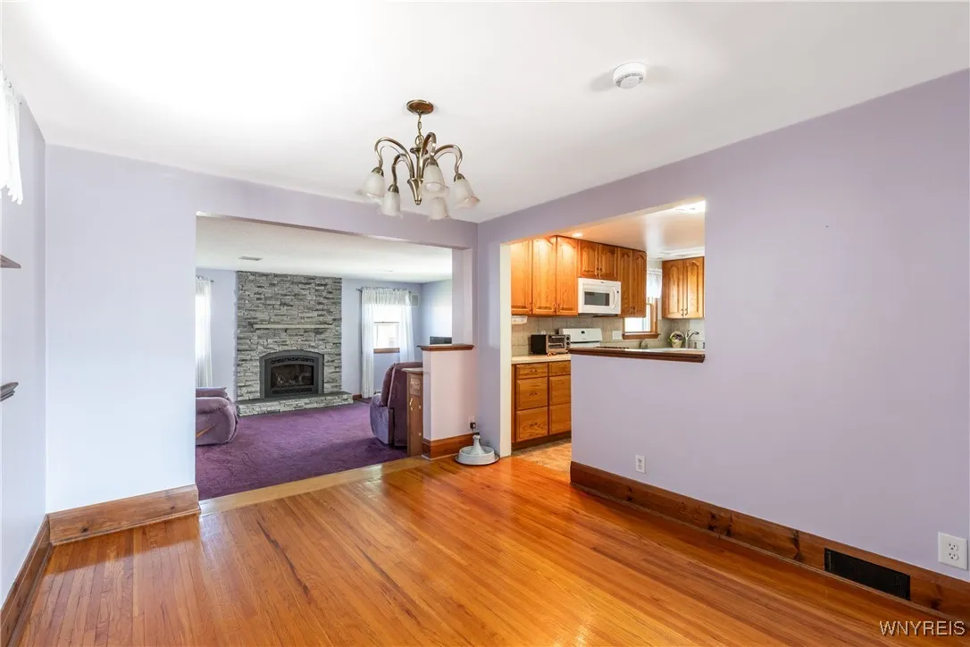 Such a great floor plan, open just enough!
