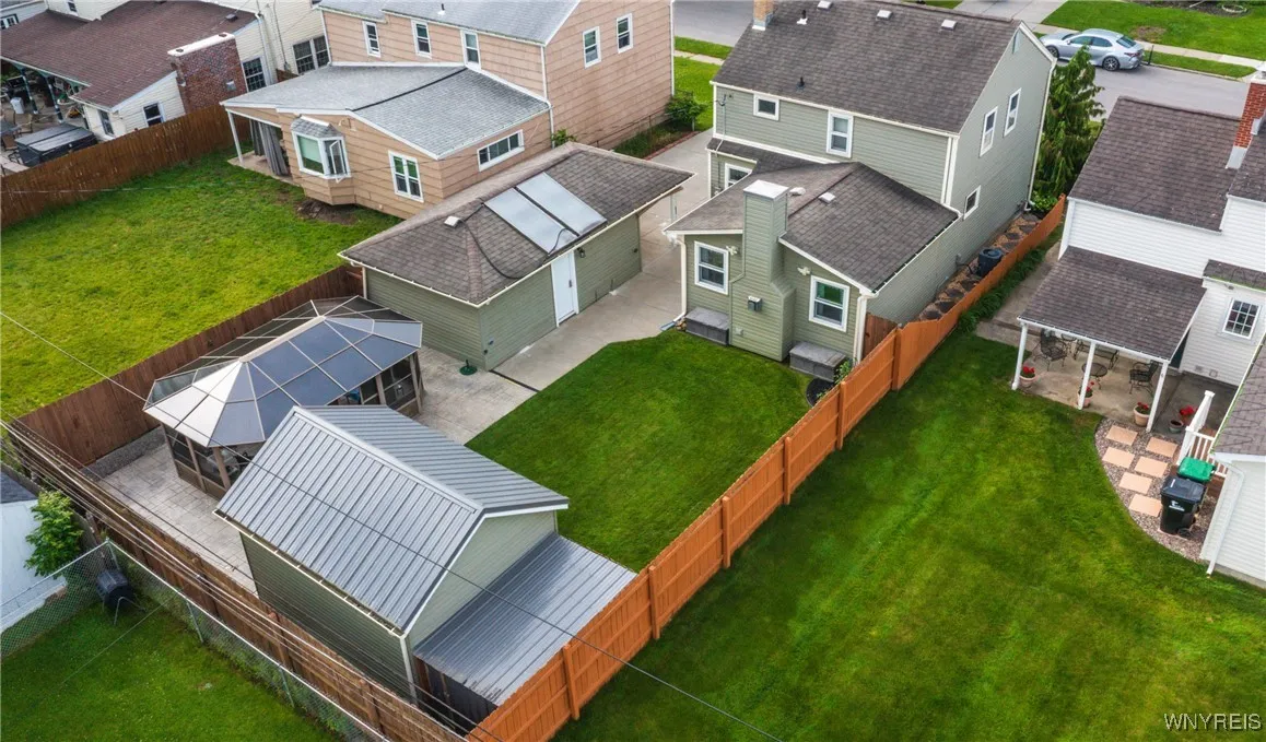 Solar panels were used to heat a pool and being sold as is.