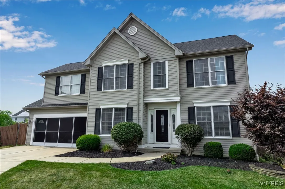 6505 Pincherry Way, Hamburg, New York 14085, Hamburg, New York 14085, 4 Bedrooms Bedrooms, 8 Rooms Rooms,3 BathroomsBathrooms,Residential,For Sale,6505 Pincherry Way, Hamburg, New York 14085,B1627335