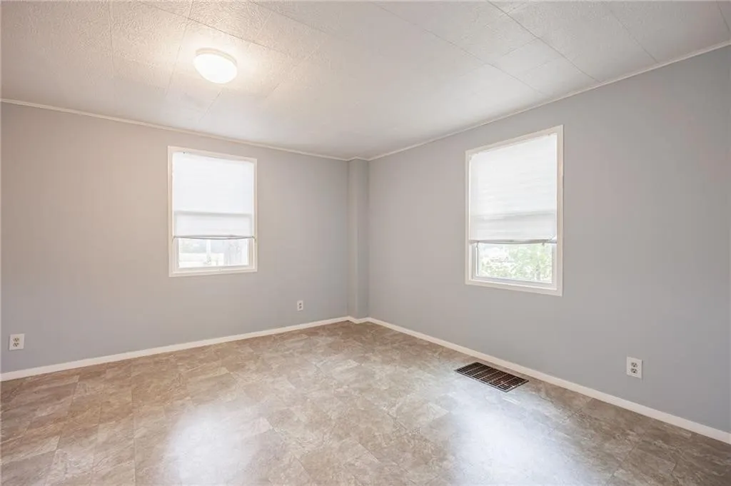 913 Wayneport Road, Macedon, New York 14502, Macedon, New York 14502, 5 Bedrooms Bedrooms, ,3 BathroomsBathrooms,Residential,Closed,913 Wayneport Road, Macedon, New York 14502,0,R1627351