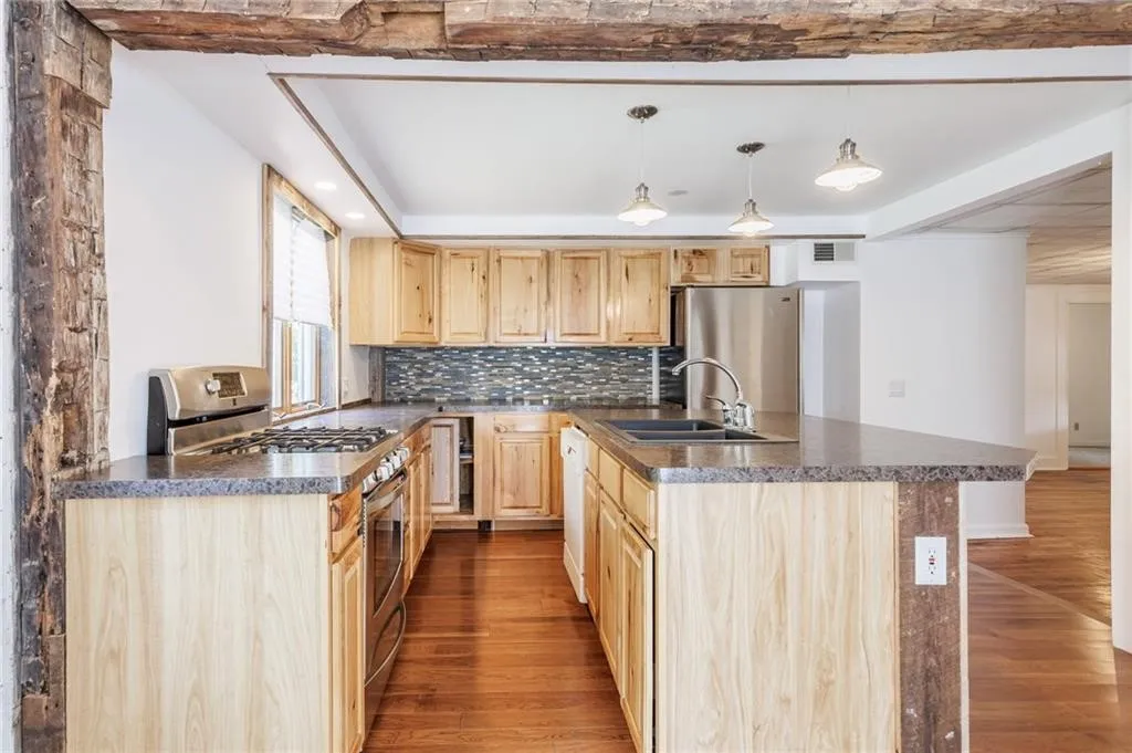 913 Wayneport Road, Macedon, New York 14502, Macedon, New York 14502, 5 Bedrooms Bedrooms, ,3 BathroomsBathrooms,Residential,Closed,913 Wayneport Road, Macedon, New York 14502,0,R1627351