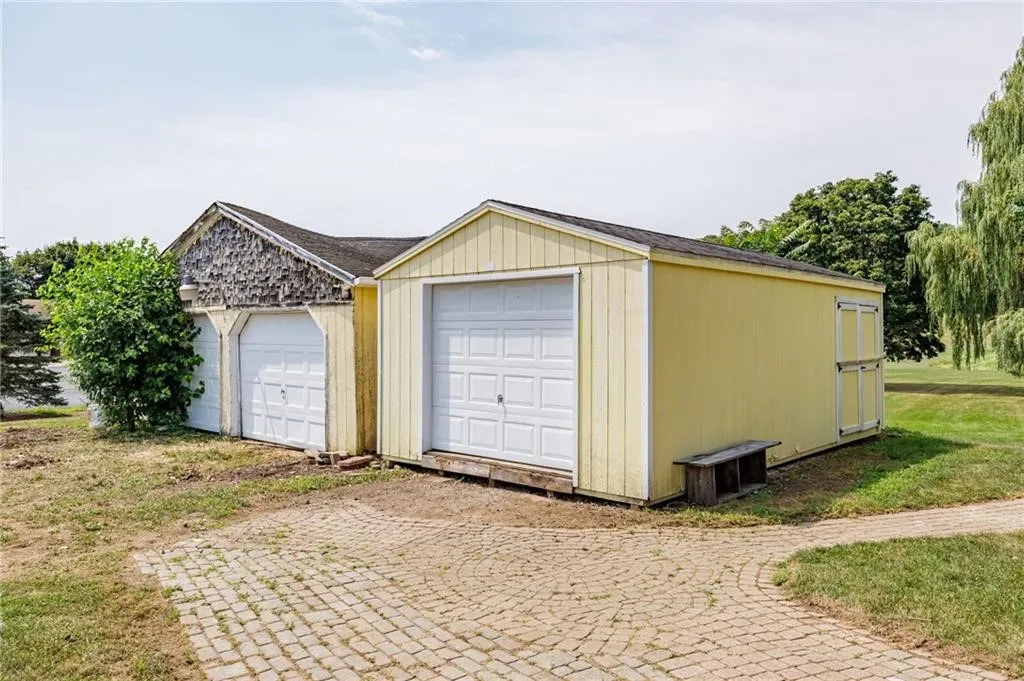 913 Wayneport Road, Macedon, New York 14502, Macedon, New York 14502, 5 Bedrooms Bedrooms, ,3 BathroomsBathrooms,Residential,Closed,913 Wayneport Road, Macedon, New York 14502,0,R1627351