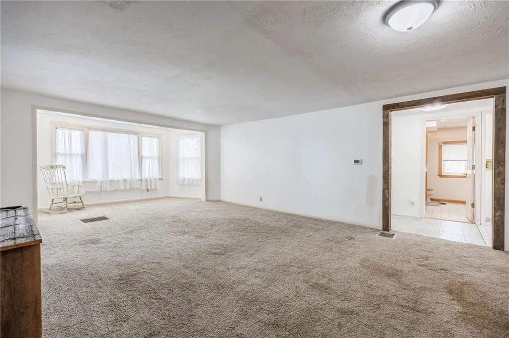 913 Wayneport Road, Macedon, New York 14502, Macedon, New York 14502, 5 Bedrooms Bedrooms, ,3 BathroomsBathrooms,Residential,Closed,913 Wayneport Road, Macedon, New York 14502,0,R1627351