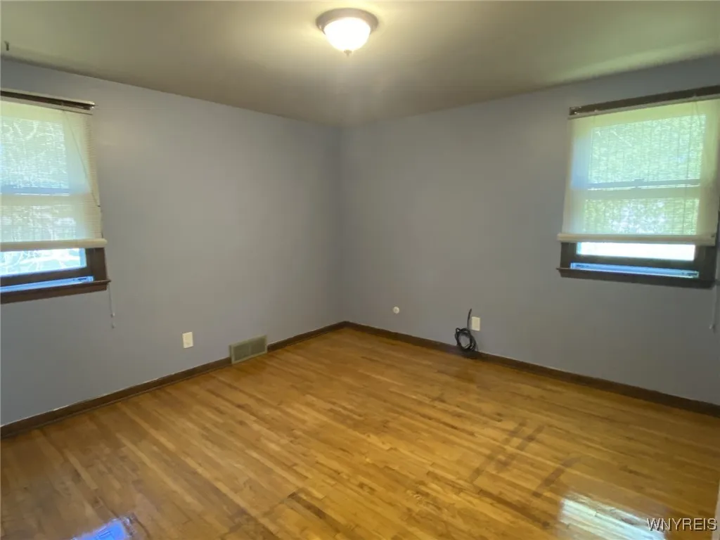 52 Acacia Drive Upper, Amherst, New York 14228, Amherst, New York 14228, 3 Bedrooms Bedrooms, 6 Rooms Rooms,1 BathroomBathrooms,Residential Lease,For Rent,52 Acacia Drive Upper, Amherst, New York 14228,B1627144