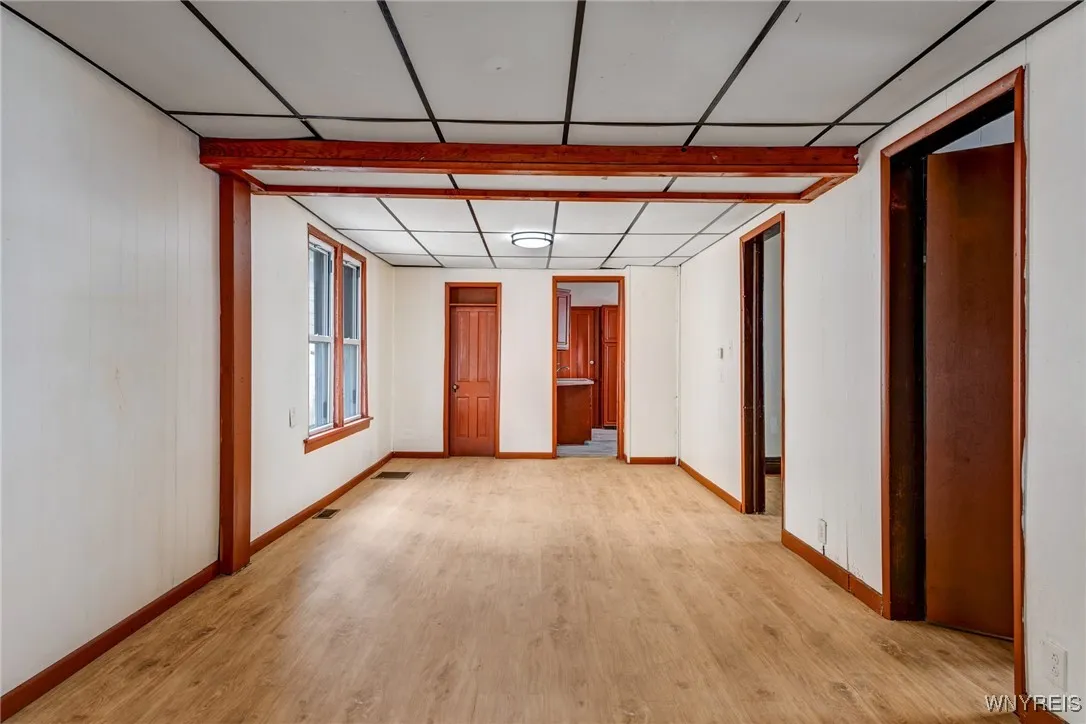 127 Humason Avenue, Buffalo, New York 14211, Buffalo, New York 14211, 5 Bedrooms Bedrooms, ,2 BathroomsBathrooms,Residential,For Sale,127 Humason Avenue, Buffalo, New York 14211,B1627377