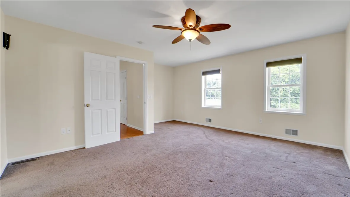 378 Salt Road, Webster, New York 14580, Webster, New York 14580, 3 Bedrooms Bedrooms, 7 Rooms Rooms,2 BathroomsBathrooms,Residential,Closed,378 Salt Road, Webster, New York 14580,0,R1626657