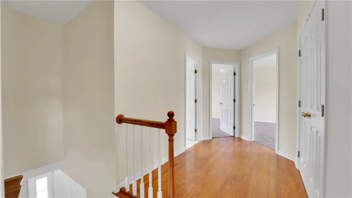 378 Salt Road, Webster, New York 14580, Webster, New York 14580, 3 Bedrooms Bedrooms, 7 Rooms Rooms,2 BathroomsBathrooms,Residential,Closed,378 Salt Road, Webster, New York 14580,0,R1626657