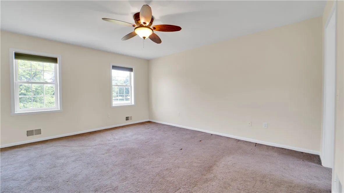 378 Salt Road, Webster, New York 14580, Webster, New York 14580, 3 Bedrooms Bedrooms, 7 Rooms Rooms,2 BathroomsBathrooms,Residential,Closed,378 Salt Road, Webster, New York 14580,0,R1626657