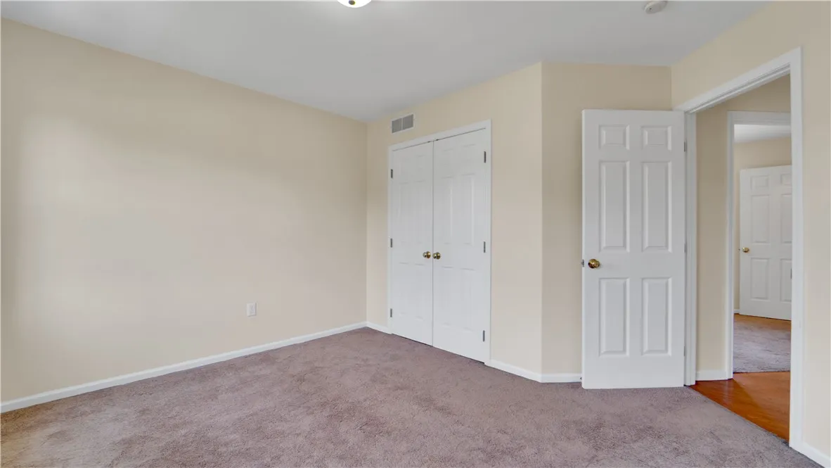 378 Salt Road, Webster, New York 14580, Webster, New York 14580, 3 Bedrooms Bedrooms, 7 Rooms Rooms,2 BathroomsBathrooms,Residential,Closed,378 Salt Road, Webster, New York 14580,0,R1626657