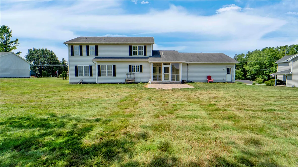 378 Salt Road, Webster, New York 14580, Webster, New York 14580, 3 Bedrooms Bedrooms, 7 Rooms Rooms,2 BathroomsBathrooms,Residential,Closed,378 Salt Road, Webster, New York 14580,0,R1626657