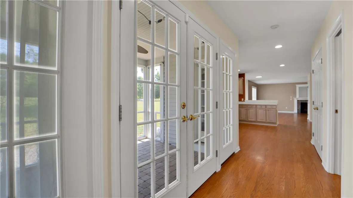 378 Salt Road, Webster, New York 14580, Webster, New York 14580, 3 Bedrooms Bedrooms, 7 Rooms Rooms,2 BathroomsBathrooms,Residential,Closed,378 Salt Road, Webster, New York 14580,0,R1626657