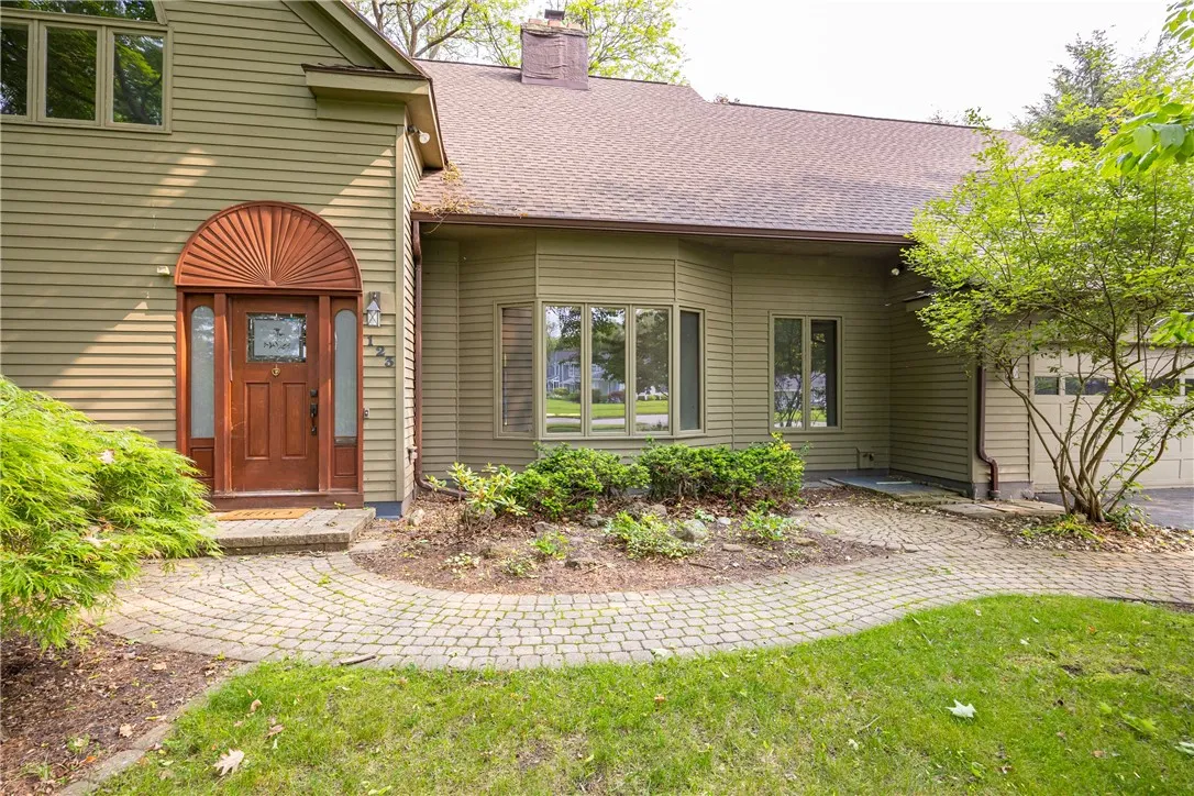 123 Kilbourn Road, Pittsford, New York 14618, Pittsford, New York 14618, 4 Bedrooms Bedrooms, 9 Rooms Rooms,2 BathroomsBathrooms,Residential,For Sale,123 Kilbourn Road, Pittsford, New York 14618,R1627359
