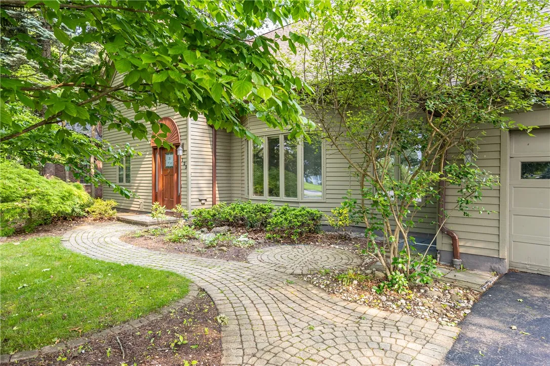 123 Kilbourn Road, Pittsford, New York 14618, Pittsford, New York 14618, 4 Bedrooms Bedrooms, 9 Rooms Rooms,2 BathroomsBathrooms,Residential,For Sale,123 Kilbourn Road, Pittsford, New York 14618,R1627359