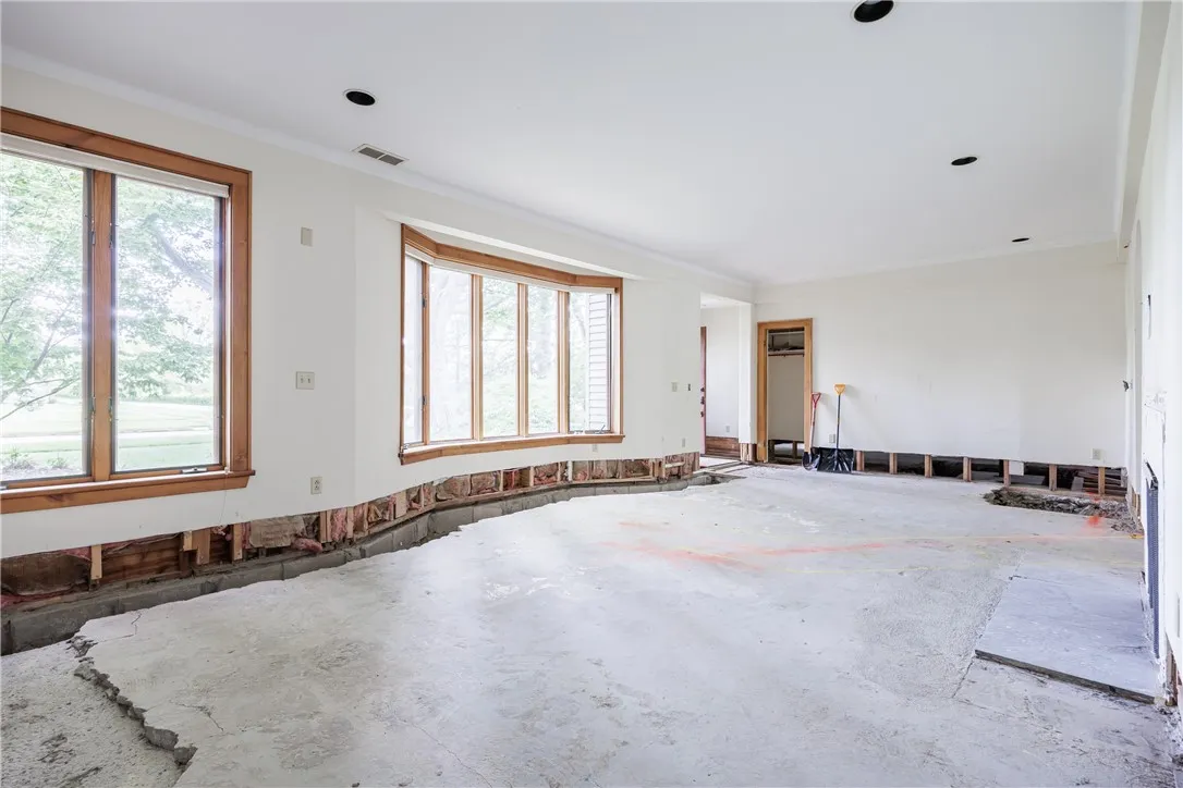 123 Kilbourn Road, Pittsford, New York 14618, Pittsford, New York 14618, 4 Bedrooms Bedrooms, 9 Rooms Rooms,2 BathroomsBathrooms,Residential,For Sale,123 Kilbourn Road, Pittsford, New York 14618,R1627359