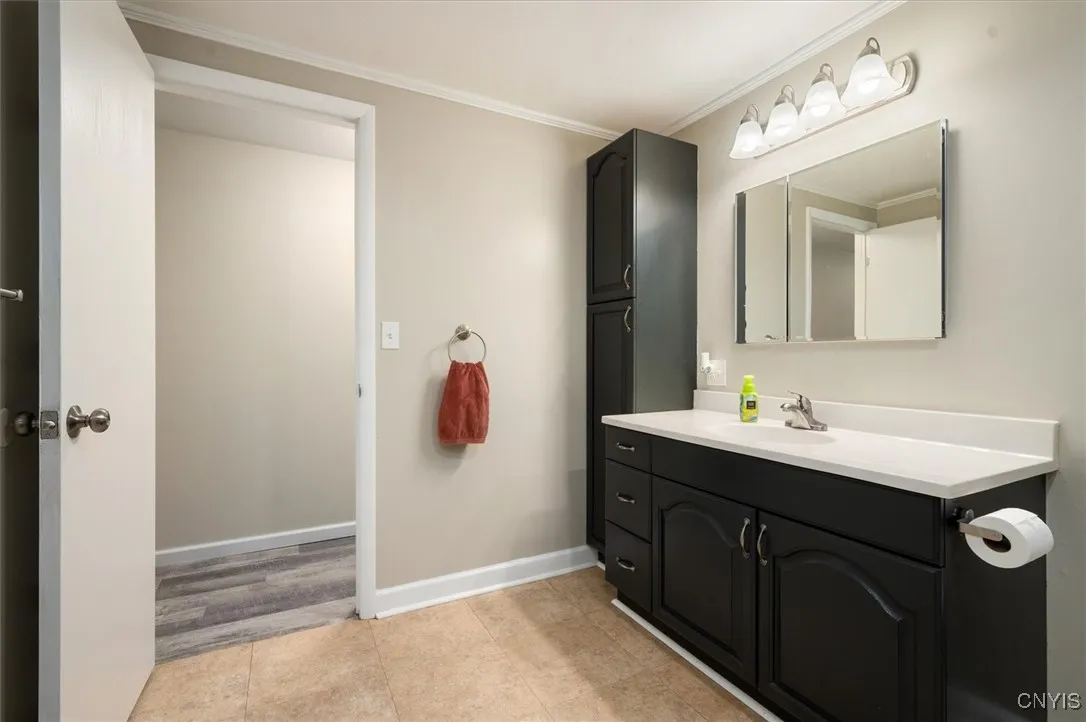 138 Hawthorne, Sullivan, New York 13037, Sullivan, New York 13037, 4 Bedrooms Bedrooms, 8 Rooms Rooms,2 BathroomsBathrooms,Residential,For Sale,138 Hawthorne, Sullivan, New York 13037,S1627300