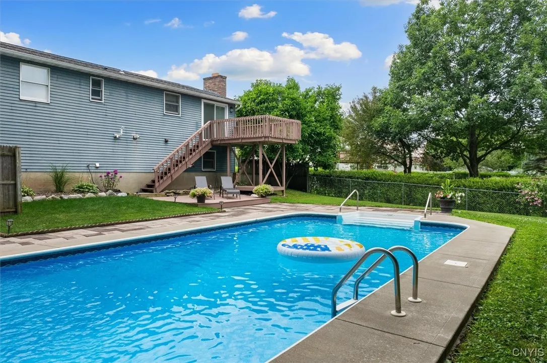 138 Hawthorne, Sullivan, New York 13037, Sullivan, New York 13037, 4 Bedrooms Bedrooms, 8 Rooms Rooms,2 BathroomsBathrooms,Residential,For Sale,138 Hawthorne, Sullivan, New York 13037,S1627300