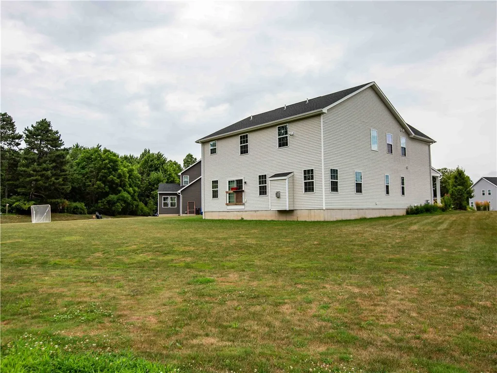 357 Anna Circle, Webster, New York 14580, Webster, New York 14580, 4 Bedrooms Bedrooms, 9 Rooms Rooms,3 BathroomsBathrooms,Residential,For Sale,357 Anna Circle, Webster, New York 14580,R1626398