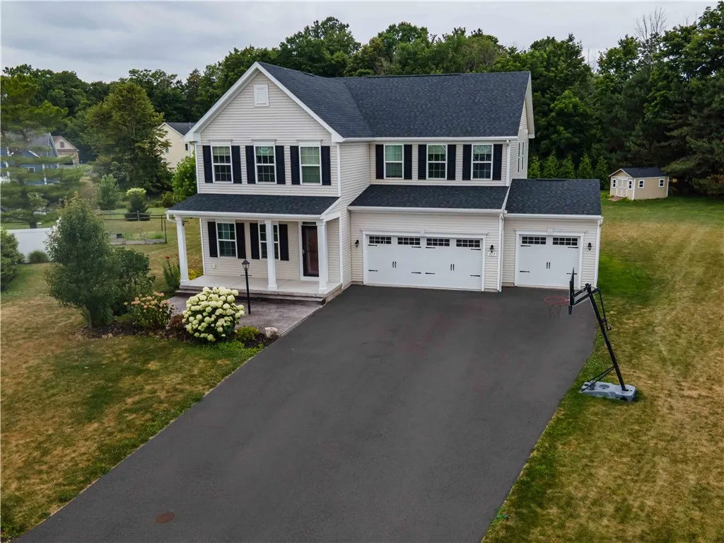 357 Anna Circle, Webster, New York 14580, Webster, New York 14580, 4 Bedrooms Bedrooms, 9 Rooms Rooms,3 BathroomsBathrooms,Residential,For Sale,357 Anna Circle, Webster, New York 14580,R1626398