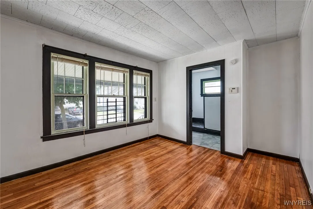 50 Wilkes Avenue, Buffalo, New York 14215, Buffalo, New York 14215, 4 Bedrooms Bedrooms, 7 Rooms Rooms,2 BathroomsBathrooms,Residential,For Sale,50 Wilkes Avenue, Buffalo, New York 14215,B1627391