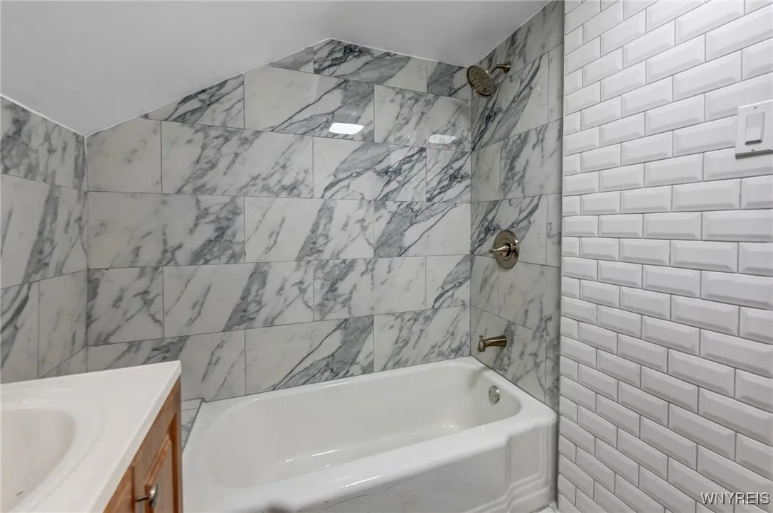 50 Wilkes Avenue, Buffalo, New York 14215, Buffalo, New York 14215, 4 Bedrooms Bedrooms, 7 Rooms Rooms,2 BathroomsBathrooms,Residential,For Sale,50 Wilkes Avenue, Buffalo, New York 14215,B1627391