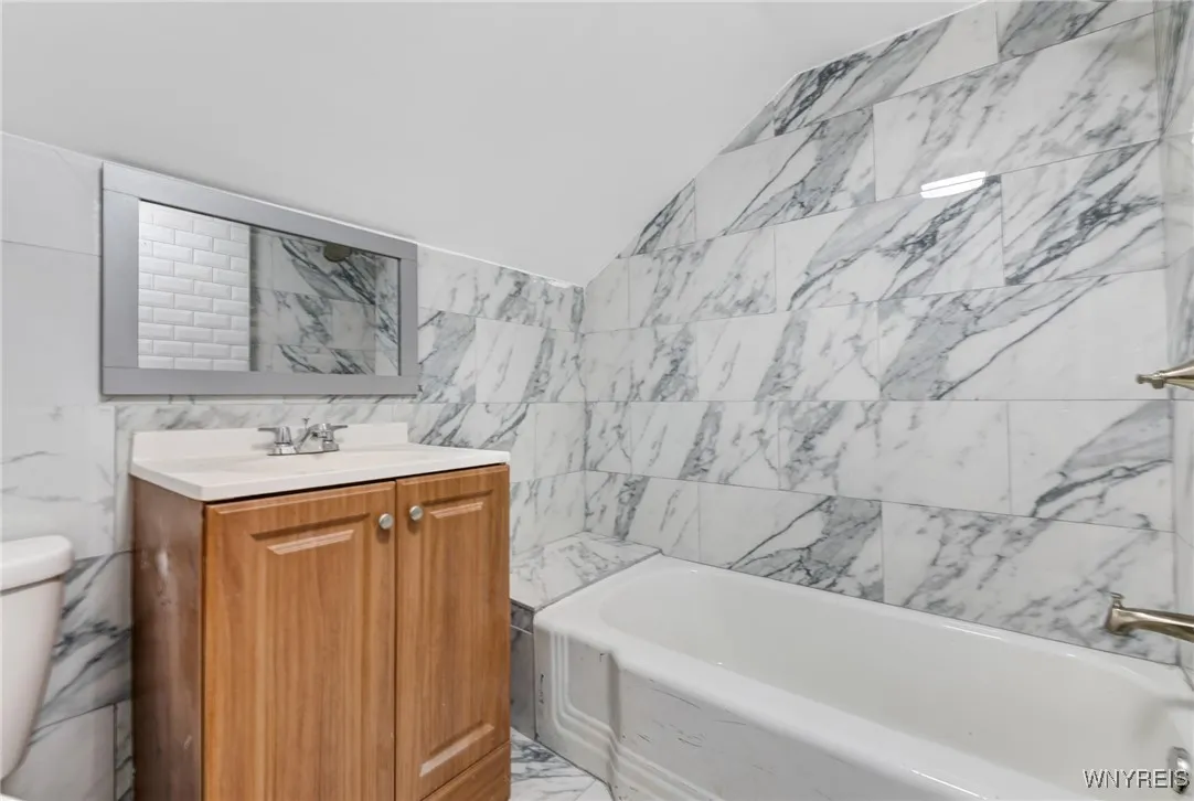 50 Wilkes Avenue, Buffalo, New York 14215, Buffalo, New York 14215, 4 Bedrooms Bedrooms, 7 Rooms Rooms,2 BathroomsBathrooms,Residential,For Sale,50 Wilkes Avenue, Buffalo, New York 14215,B1627391