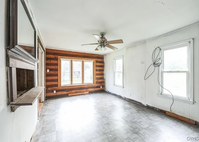 22 East River Drive, Lake Luzerne, New York 12846, Lake Luzerne, New York 12846, 4 Bedrooms Bedrooms, 6 Rooms Rooms,1 BathroomBathrooms,Residential,For Sale,22 East River Drive, Lake Luzerne, New York 12846,S1627395