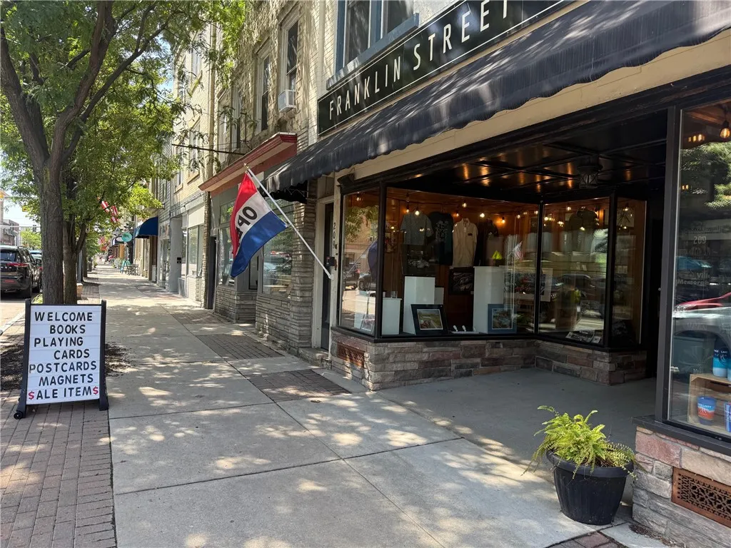 101 East Second Street, Dix, New York 14891, Dix, New York 14891, 2 Bedrooms Bedrooms, 6 Rooms Rooms,2 BathroomsBathrooms,Residential Lease,For Rent,101 East Second Street, Dix, New York 14891,R1627110