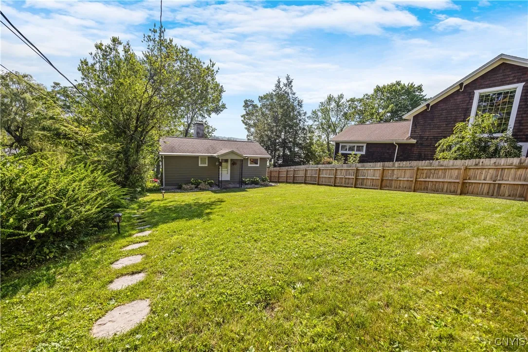 1514 Owahgena Terrace, Cazenovia, New York 13035, Cazenovia, New York 13035, 3 Bedrooms Bedrooms, 8 Rooms Rooms,2 BathroomsBathrooms,Residential,Closed,1514 Owahgena Terrace, Cazenovia, New York 13035,0,S1627011